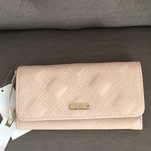 Jessica Simpson wallet